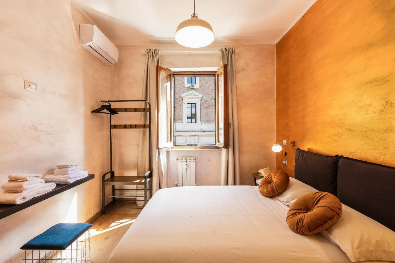 Lovely New Via Genova Appartement