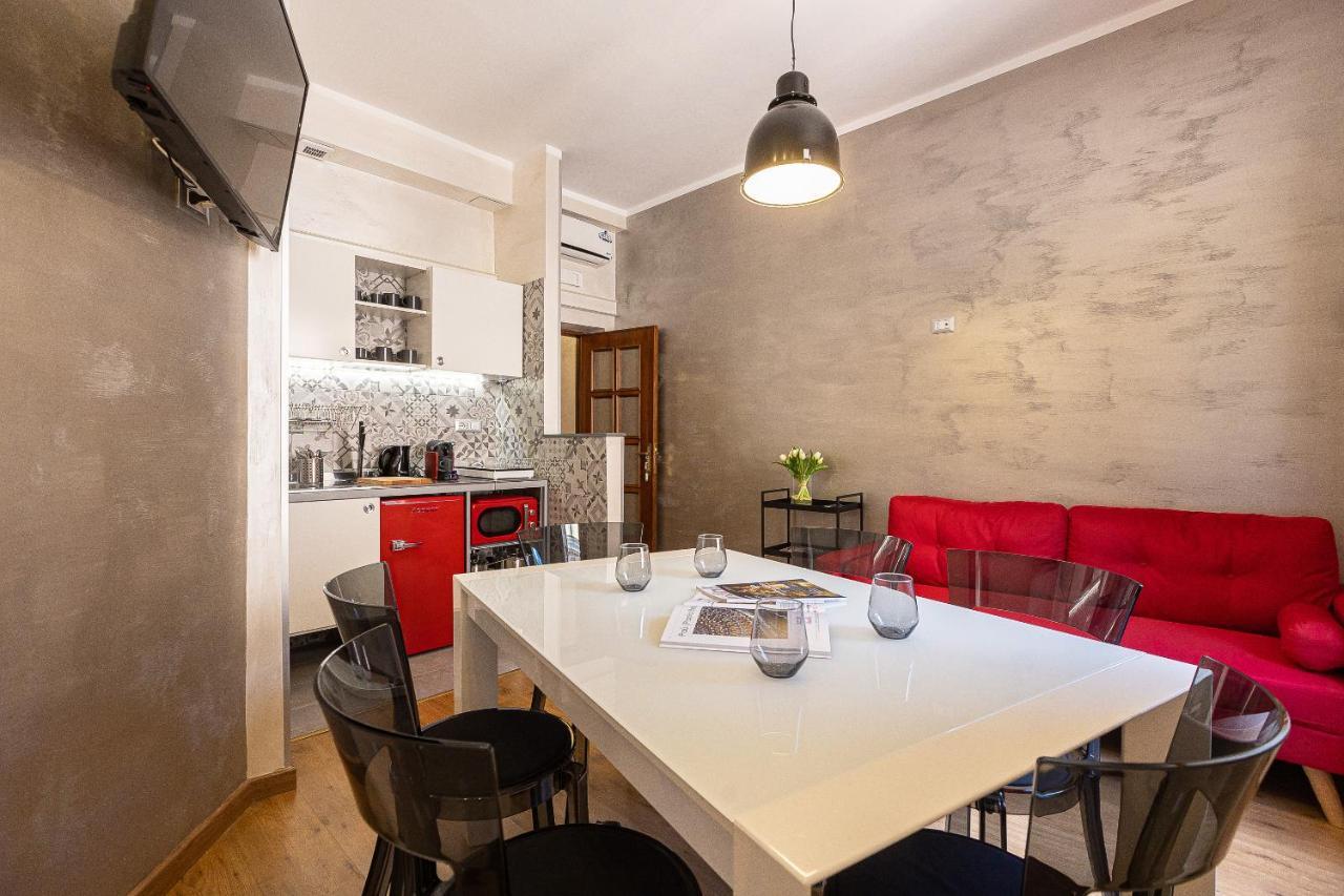 Lovely New Via Genova Appartement *